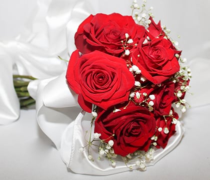 Shop for a FRESH BRIDAL BOUQUET in Las Vegas