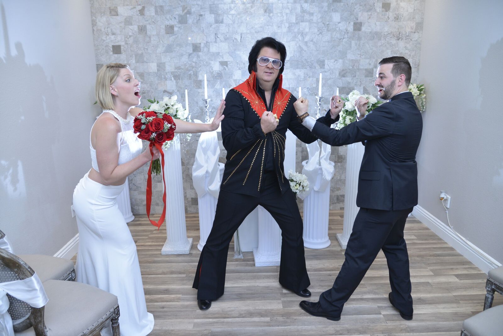 Las Vegas Wedding Picture Gallery | Lucky Little Wedding Chapel