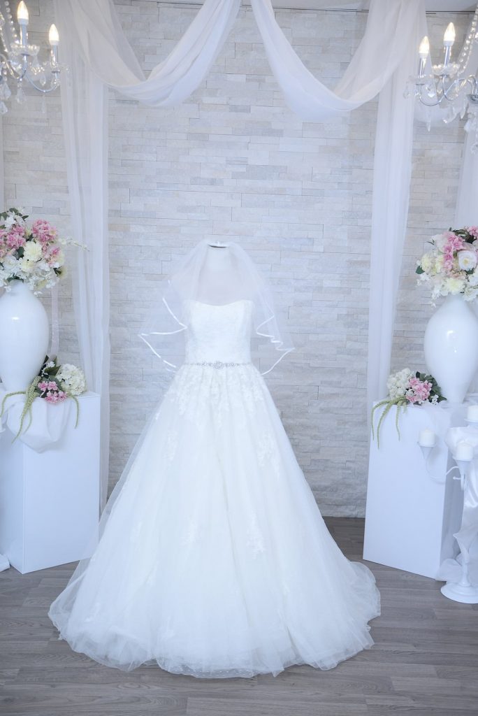 Wedding Gown Rental in Las Vegas 001