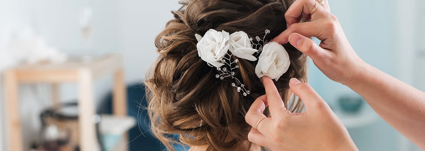 Choosing the Right Hair Style for Your Wedding