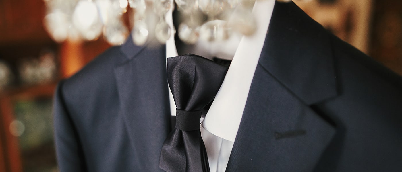 Guide To Wedding Tuxedos