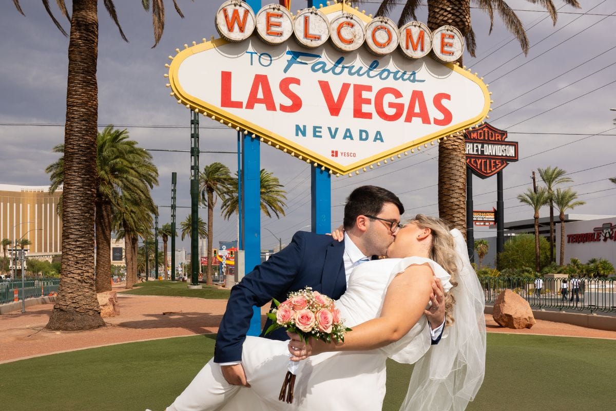 vegas wedding dress