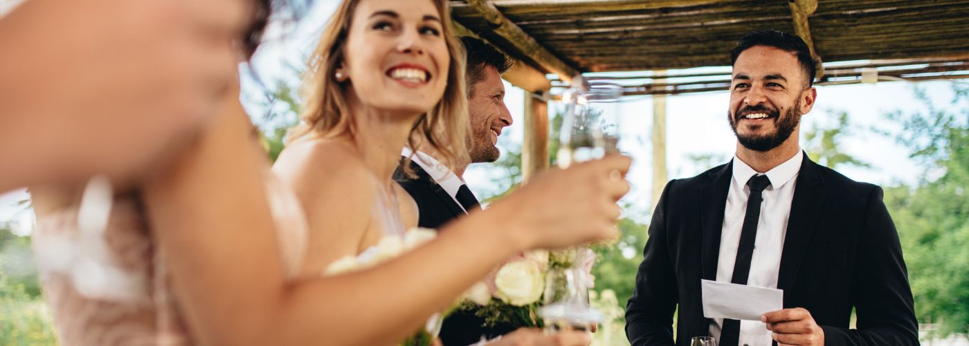 When To Do Toasts At A Wedding
